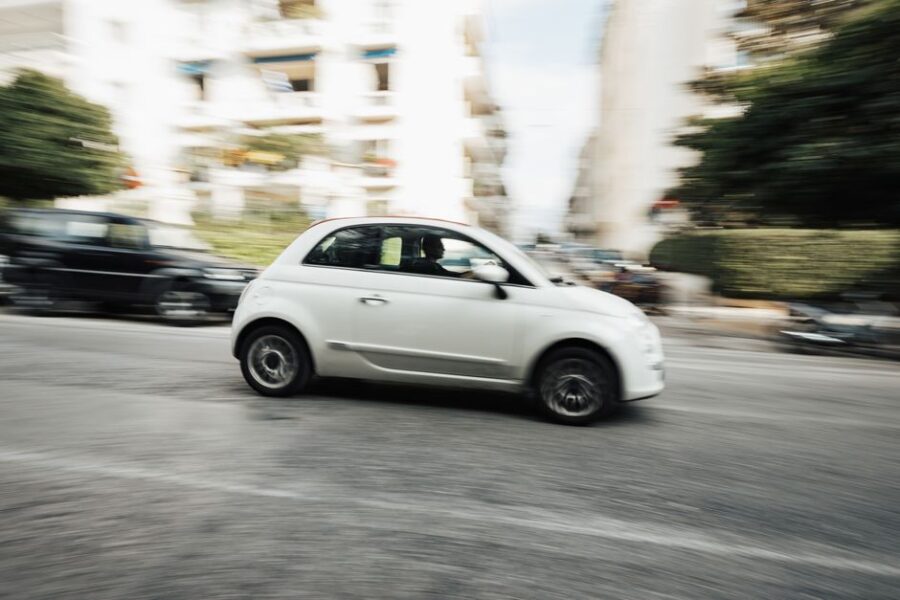 Automobilist bespreekt verzekeringen