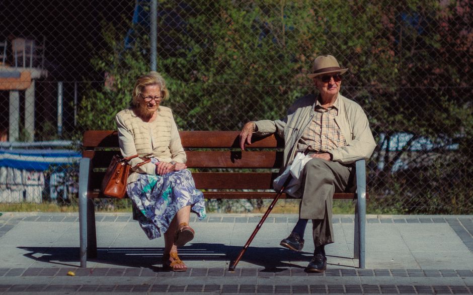 Ouderen genieten van hun vakantie