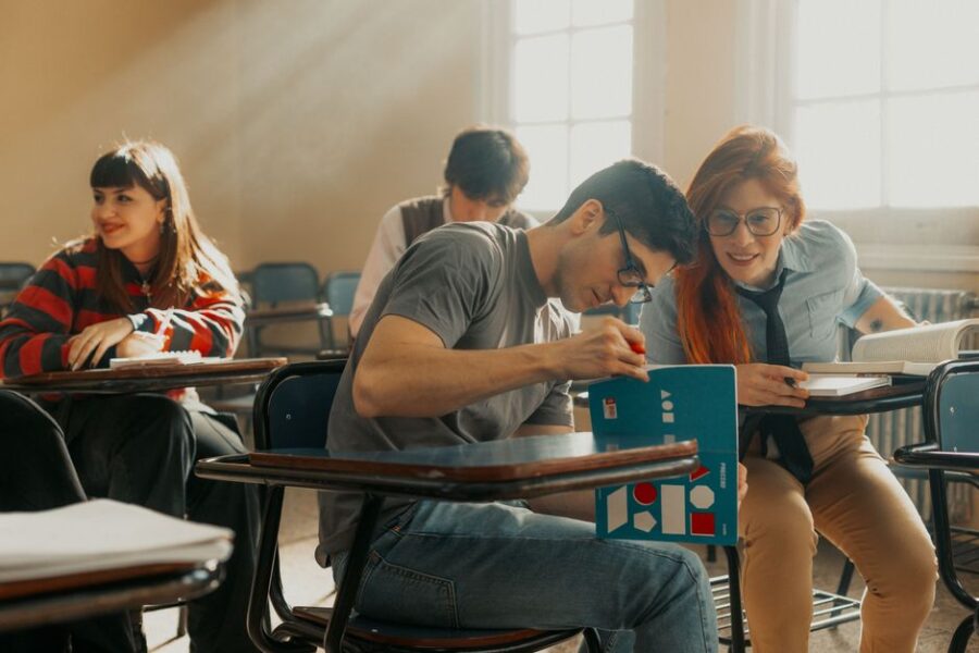 Studenten studeren samen