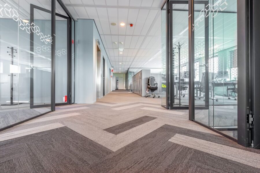 Professionele werkvloer met zelfstandige professionals