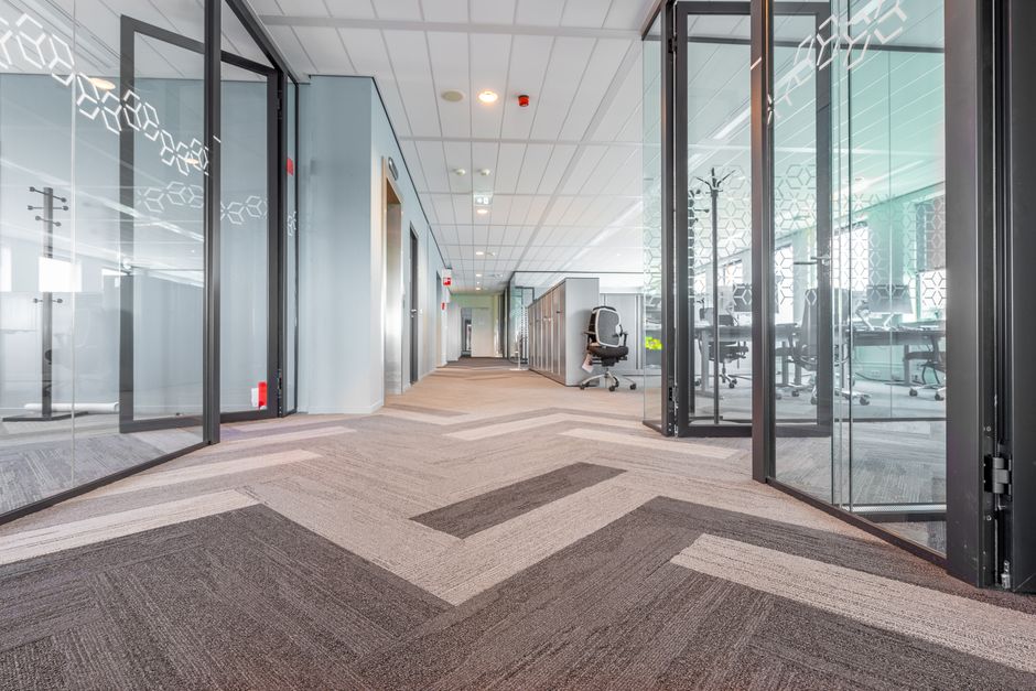 Professionele werkvloer met zelfstandige professionals